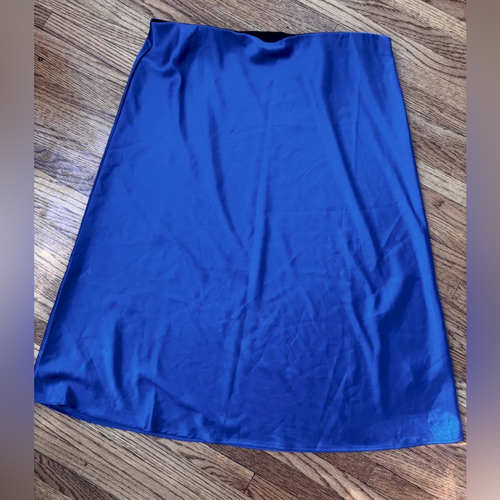 NWOT- Stylish Royal Blue Midi Skirt